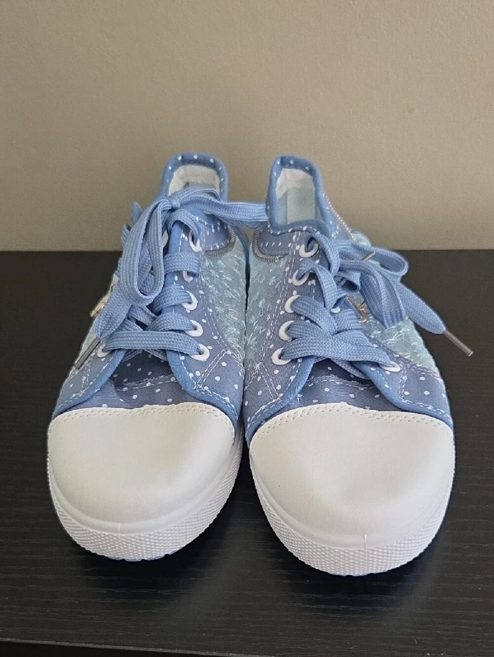 NWOT Womens Fancy Sneakers